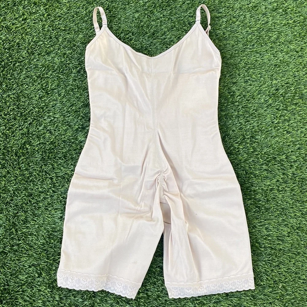 Shapewear - Picture 2 of 10